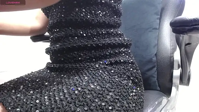 Snapshot of kyra_jeet chatting on 04/14/26, 12:11 kyra jeet online show from 04/14/26, 12:11