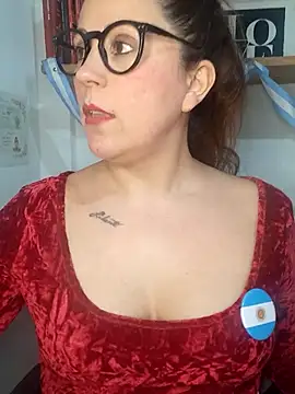 Snapshot of SofiEsteves chatting on 06/24/26, 02:38 SofiEsteves online show from 06/24/26, 02:38