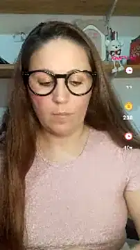 Snapshot of SofiEsteves chatting on 07/14/26, 04:34 SofiEsteves online show from 07/14/26, 04:34