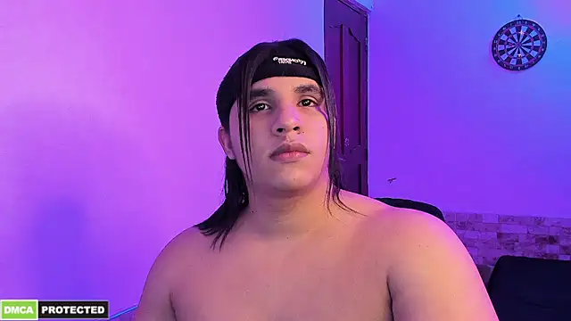 latinboyfit online show from 05/23/26, 02:06