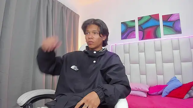 Snapshot of AndyKings_1 chatting on 03/25/26, 03:01 AndyKings 1 online show from 03/25/26, 03:01