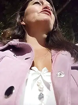 Snapshot of SAMMY_30- chatting on 12/18/25, 02:50 SAMMY 30- online show from 12/18/25, 02:50