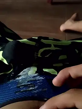 Wilmar0  online show from 12/21/25, 06:48