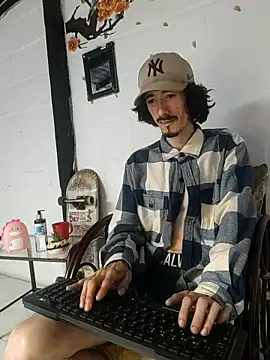 sk8-boy online show from 01/06/26, 02:32