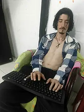 sk8-boy online show from 04/12/26, 04:12