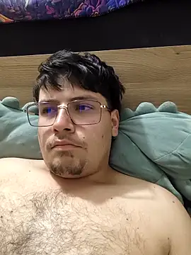 felipe-hot online show from 12/17/25, 03:34