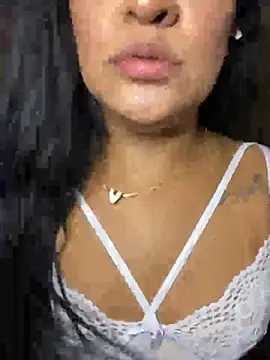 Snapshot of Kacaah chatting on 04/19/26, 02:33 Kacaah online show from 04/19/26, 02:33