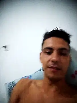 Snapshot of Fatorefco chatting on 03/11/26, 01:11 Fatorefco online show from 03/11/26, 01:11