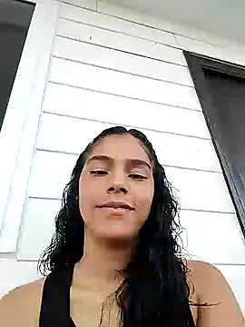 Snapshot of Emily_hot26 chatting on 01/11/26, 08:14 Emily hot26 online show from 01/11/26, 08:14