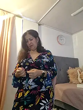 christy ant online show from 07/08/26, 06:56