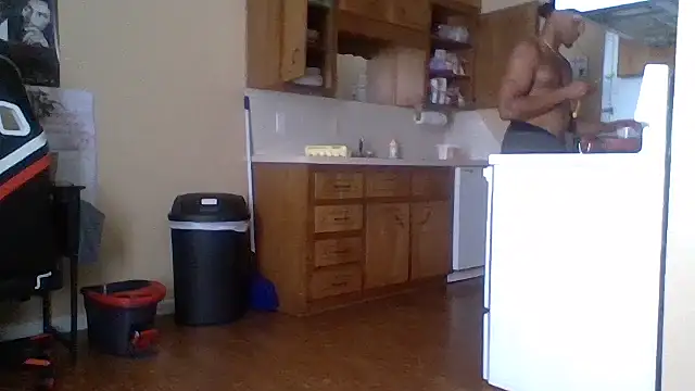 Snapshot of KingDes55 chatting on 04/01/26, 04:26 KingDes55 online show from 04/01/26, 04:26