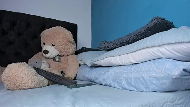 Mely Mel online show from 04/12/26, 02:05