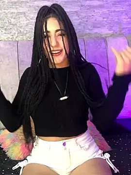 Snapshot of Odett_Khast chatting on 01/18/26, 05:44 Odett Khast online show from 01/18/26, 05:44