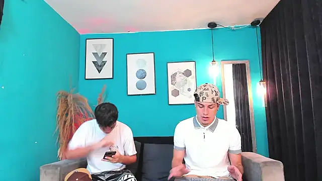 Oficial KingOfHeavens online show from 01/11/26, 07:41