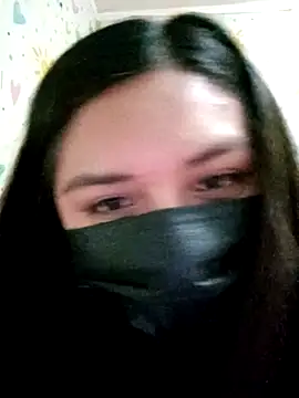 Snapshot of MIGAJERA_20 chatting on 12/19/25, 11:45 MIGAJERA 20 online show from 12/19/25, 11:45