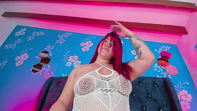 Snapshot of Issa_Clark01 chatting on 04/12/26, 11:43 Issa Clark01 online show from 04/12/26, 11:43