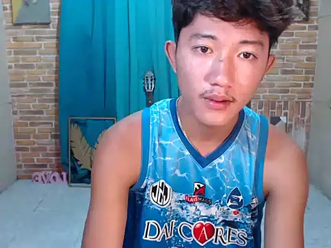 ur boy janloyd online show from 12/18/25, 11:22