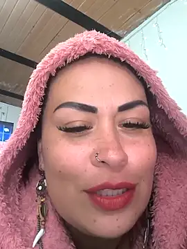 Snapshot of Natymendoza998 chatting on 03/26/26, 01:22 Natymendoza998 online show from 03/26/26, 01:22