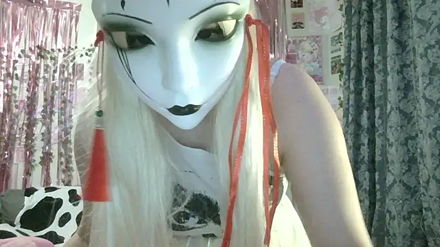 MysticYumiko online show from 12/22/25, 03:09