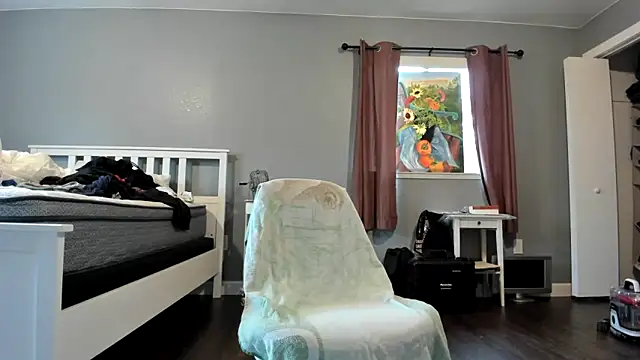 Studmuffin4you online show from 04/01/26, 03:53
