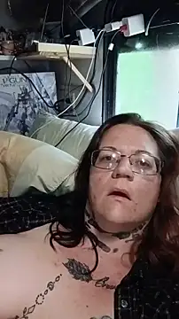 Snapshot of MsPenelope07 chatting on 06/18/26, 02:10 MsPenelope07 online show from 06/18/26, 02:10