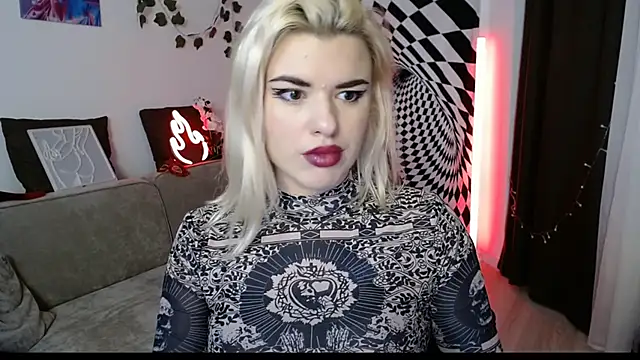 Snapshot of Ariana_Saint chatting on 02/07/26, 08:12 Ariana Saint online show from 02/07/26, 08:12