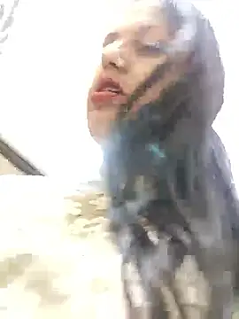 Hotmylips online show from 04/12/26, 05:40