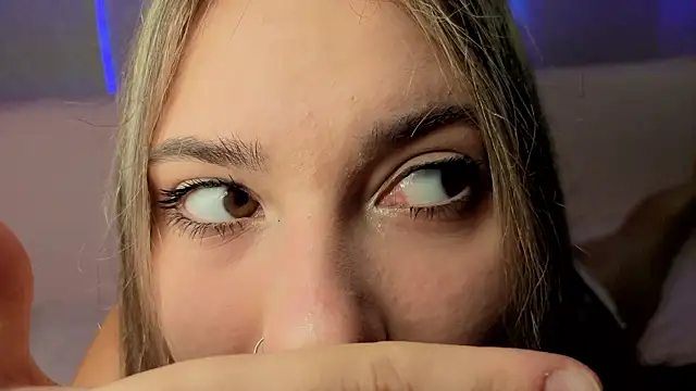 angel lin online show from 03/22/26, 01:14