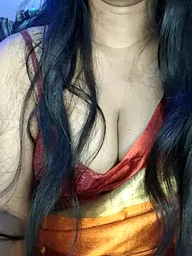 Snapshot of SANYA_3 chatting on 12/18/25, 07:31 SANYA 3 online show from 12/18/25, 07:31