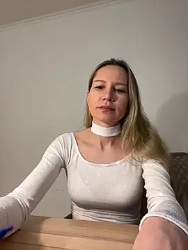 1Moonlight1 online show from 02/21/26, 06:20