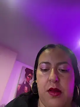Snapshot of evelyn_harpeery chatting on 07/02/26, 11:05 evelyn harpeery online show from 07/02/26, 11:05