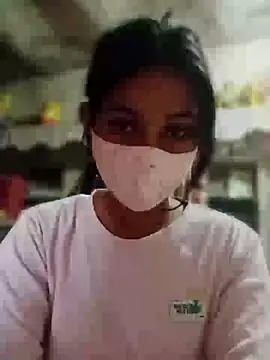 Snapshot of muskan_0143 chatting on 07/27/26, 11:06 muskan 0143 online show from 07/27/26, 11:06
