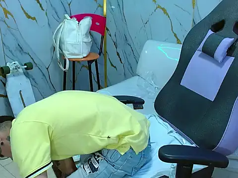 Snapshot of Boy_tatto77 chatting on 04/16/26, 11:55 Boy tatto77 online show from 04/16/26, 11:55