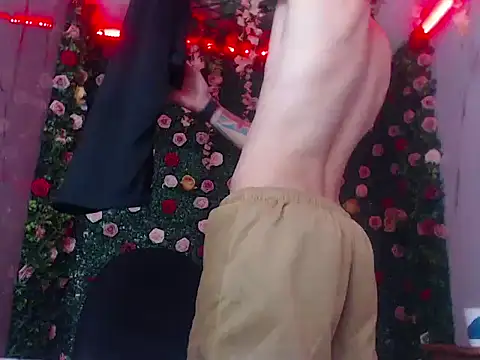 Snapshot of Boy_tatto77 chatting on 04/23/26, 12:29 Boy tatto77 online show from 04/23/26, 12:29