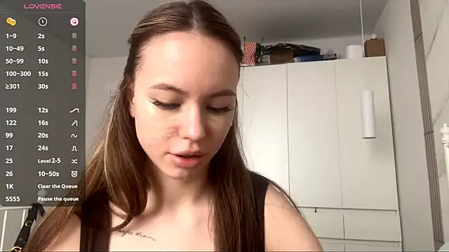 KitCerveny online show from 04/11/26, 05:56