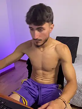 Snapshot of LIAM_COLT chatting on 03/28/26, 08:08 LIAM COLT online show from 03/28/26, 08:08