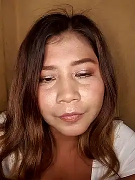 Snapshot of Michelle_Ju17 chatting on 01/14/26, 04:07 Michelle Ju17 online show from 01/14/26, 04:07