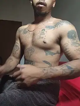 ykaromen online show from 12/18/25, 05:41