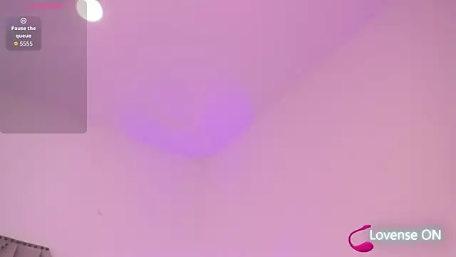 amber  ferrera online show from 04/10/26, 08:57