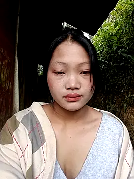 Snapshot of Hi-zza chatting on 12/20/25, 02:07 Hi-zza online show from 12/20/25, 02:07