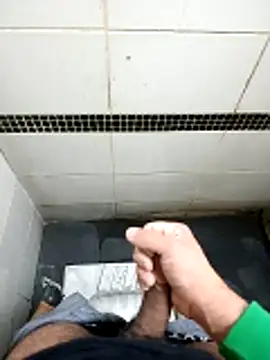 Snapshot of musa27272 chatting on 03/04/26, 10:27 musa27272 online show from 03/04/26, 10:27