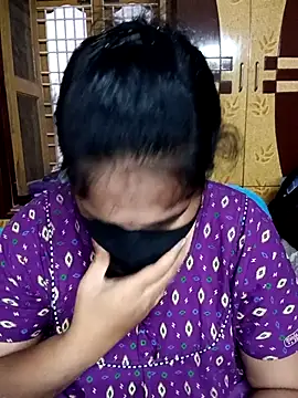 maduri   online show from 02/01/26, 10:25