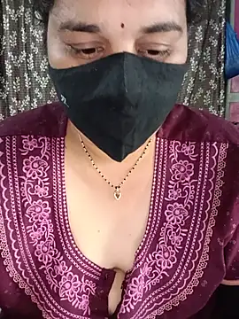 maduri   online show from 07/02/26, 07:25