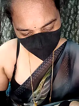 maduri   online show from 07/18/26, 04:33
