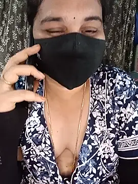 maduri   online show from 07/19/26, 04:38