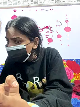 Snapshot of offshore_coupl chatting on 12/18/25, 04:57 offshore coupl online show from 12/18/25, 04:57