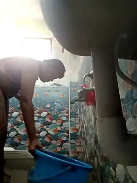 Snapshot of yourwellman chatting on 12/21/25, 08:32 yourwellman online show from 12/21/25, 08:32