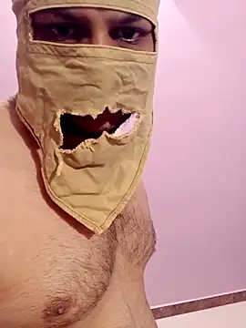 Snapshot of notyg240 chatting on 04/18/26, 07:07 notyg240 online show from 04/18/26, 07:07