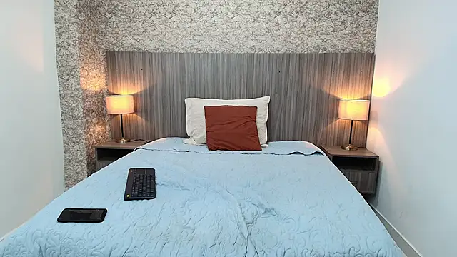 zoe bermudez online show from 01/15/26, 11:37