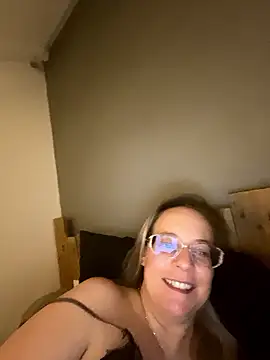 Miss-Chupagirly online show from 03/07/26, 10:40